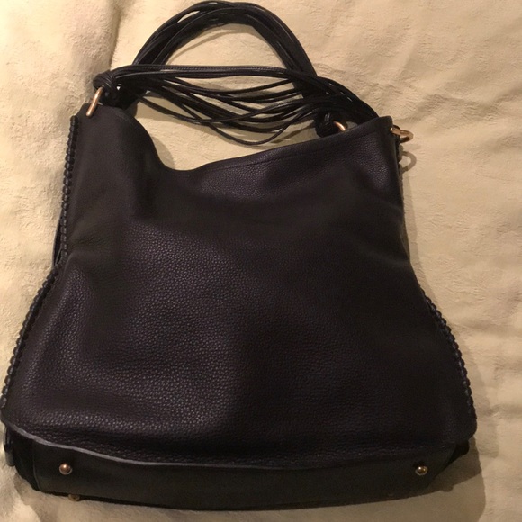 Gorgeous travel or large shoulder bag - Picture 1 of 9